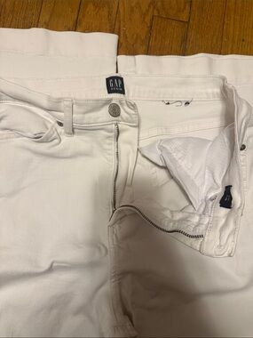 GAP White Women Tall flare Jeans - Clean Denim